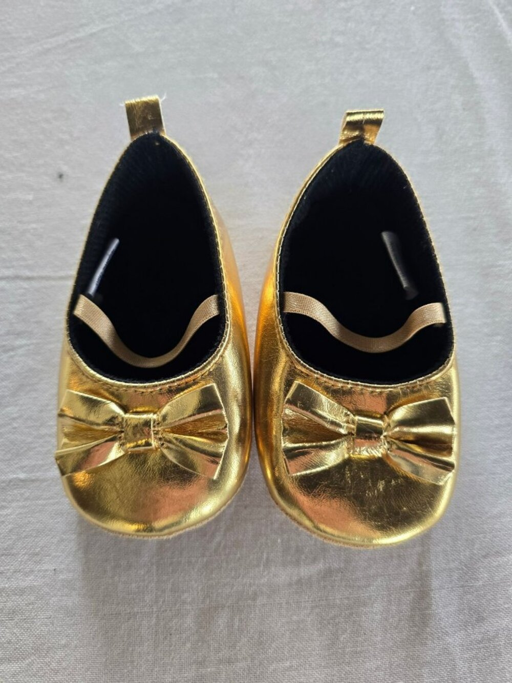 HB Gold Metallic Y2K Infant Shoes Slip on Strap Ballet Bow Size 6-12 Months